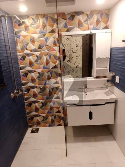 ڈی ایچ اے 11 رہبر لاہور میں 5 کمروں کا 10 مرلہ مکان 2.0 لاکھ میں کرایہ پر دستیاب ہے۔