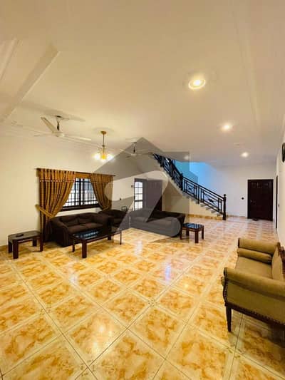 Very Well Maintained 500 Sqyd House Available For Sale