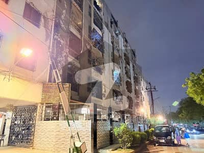 2 bed DD Flat Available For Rent in Gulistan e jauhar