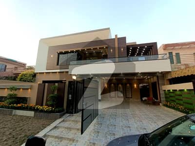 واپڈا ٹاؤن فیز 1 واپڈا ٹاؤن,لاہور میں 6 کمروں کا 1 کنال مکان 11.25 کروڑ میں برائے فروخت۔