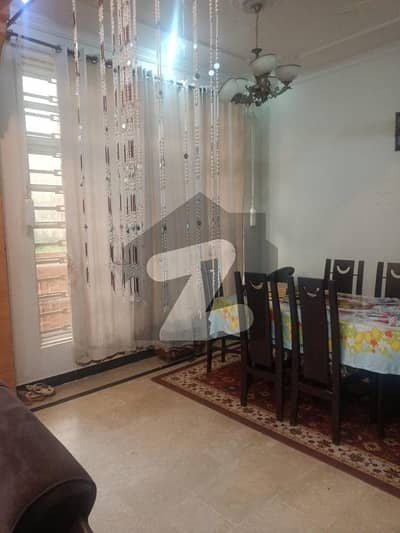 جی ۔ 13 اسلام آباد میں 3 کمروں کا 10 مرلہ زیریں پورشن 99.0 ہزار میں کرایہ پر دستیاب ہے۔