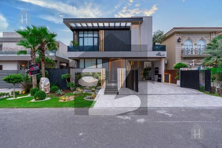 ڈی ایچ اے فیز 6 - بلاک کے فیز 6,ڈیفنس (ڈی ایچ اے),لاہور میں 6 کمروں کا 1 کنال مکان 10.0 کروڑ میں برائے فروخت۔ ڈی ایچ اے فیز 6 - بلاک کے فیز 6,ڈیفنس (ڈی ایچ اے),لاہور میں 6 کمروں کا 1 کنال مکان 10.0 کروڑ میں برائے فروخت۔