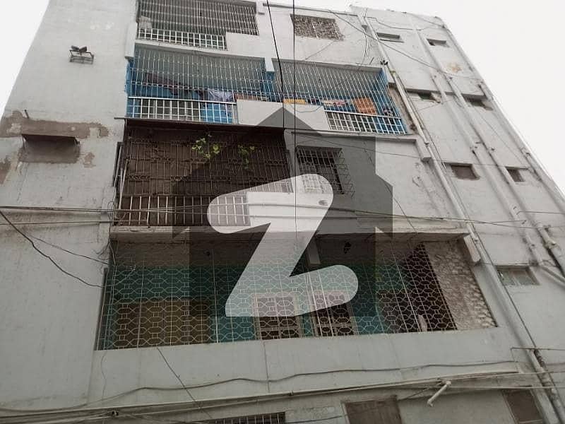 گلشنِ اقبال - بلاک 11 گلشنِ اقبال,گلشنِ اقبال ٹاؤن,کراچی میں 2 کمروں کا 4 مرلہ فلیٹ 40.0 ہزار میں کرایہ پر دستیاب ہے۔ گلشنِ اقبال - بلاک 11 گلشنِ اقبال,گلشنِ اقبال ٹاؤن,کراچی میں 2 کمروں کا 4 مرلہ فلیٹ 40.0 ہزار میں کرایہ پر دستیاب ہے۔