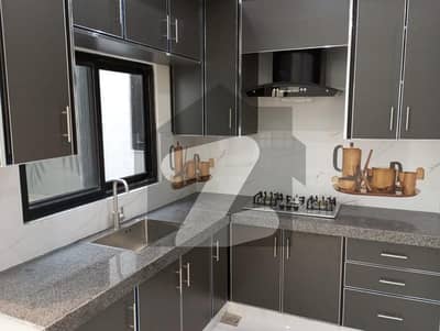 10 MARLA BRAND NEW HOUSE AVAIABLE FOR SALE