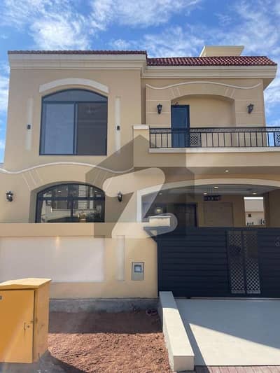 bahria enclave 10marla brand new house available for sale