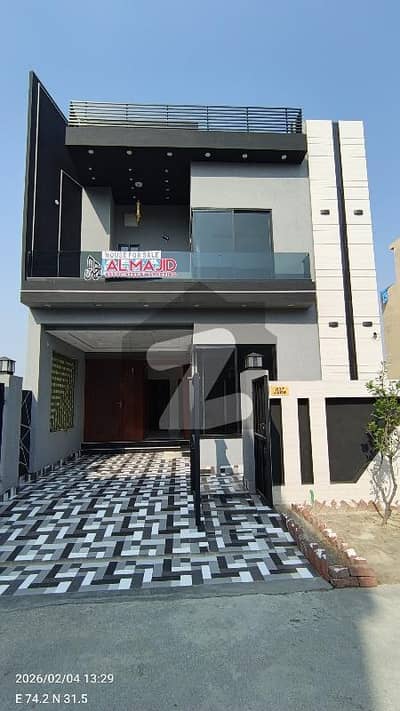 Well-Constructed Brand New House Available For Sale In Park View City - Jade Extension Block Well-Constructed Brand New House Available For Sale In Park View City - Jade Extension Block