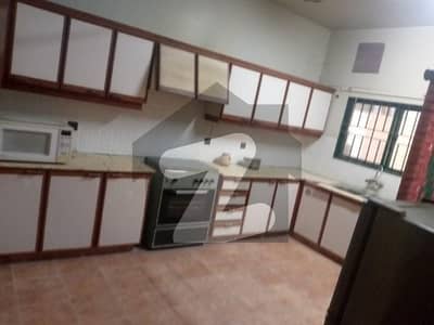 ڈی ایچ اے فیز 7 ڈی ایچ اے ڈیفینس,کراچی میں 4 کمروں کا 12 مرلہ مکان 7.5 کروڑ میں برائے فروخت۔