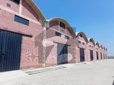 204 چک روڈ فیصل آباد میں 8 کنال گودام 9.0 لاکھ میں کرایہ پر دستیاب ہے۔