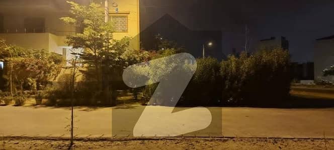 Well Planned Spacious 500 Sq. Yd Proper 2-Unit Bungalow for Sale | Full Basement