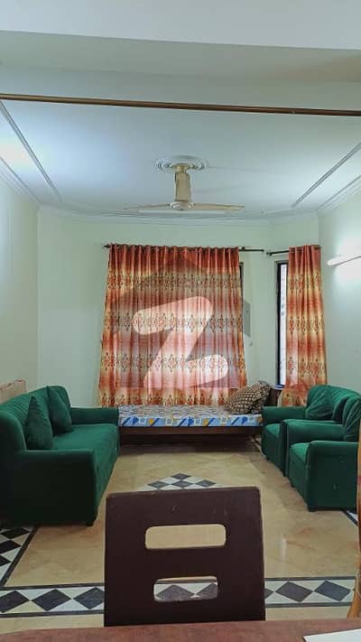 ایف ۔ 11 اسلام آباد میں 3 کمروں کا 11 مرلہ فلیٹ 1.5 لاکھ میں کرایہ پر دستیاب ہے۔