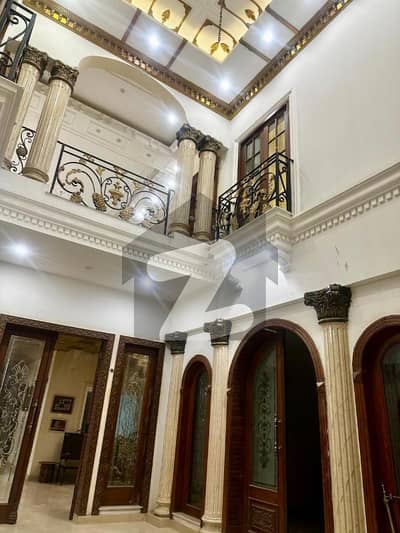 گورنمنٹ ایمپلائیز کوآپریٹو ہاؤسنگ سوسائٹی بہاولپور میں 6 کمروں کا 2 کنال مکان 2.0 لاکھ میں کرایہ پر دستیاب ہے۔