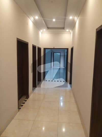 خیابانِ امین لاہور میں 3 کمروں کا 1 کنال مکان 1.2 لاکھ میں کرایہ پر دستیاب ہے۔