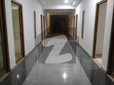 I-8 MARKAZ 905 SQ. FEET OFFICE IN NE PLAZA WITH LIFT BEST LOCATION SUITABLE FOR NGOS, IT, TELECOM, SOFTWARE COMPANIES AND MULTINATIONAL COMPANIES OFFICES
