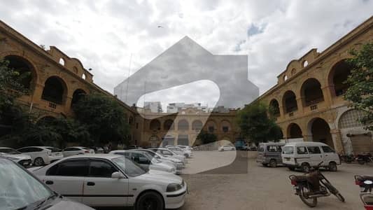 Prime Location I. I. Chundrigar Road 1890 Square Feet Office Up For Rent