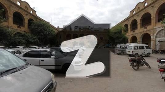 آئی آئی چندڑیگر روڈ کراچی میں 9 مرلہ دفتر 2.33 لاکھ میں کرایہ پر دستیاب ہے۔