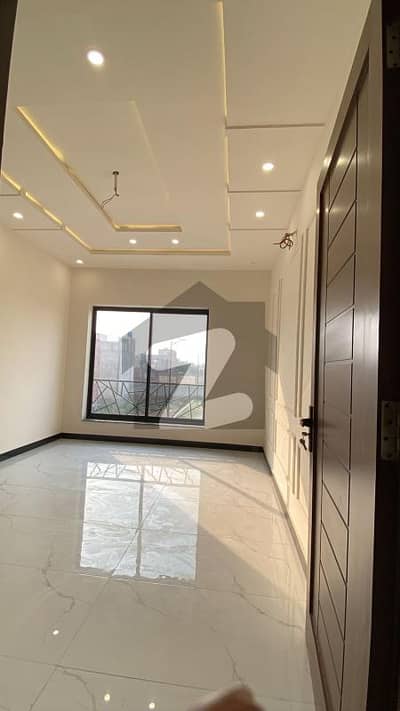 Modern 3-Bed Double Unit House For Sale In Eden Executive | 2.7 Marla Description: