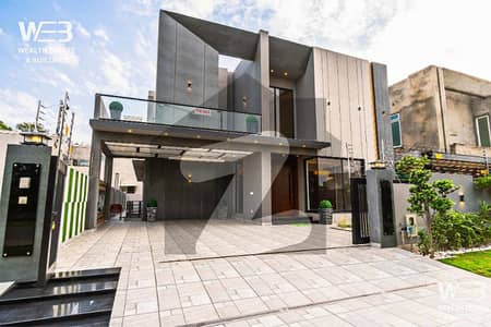 ڈی ایچ اے فیز 6 ڈیفنس (ڈی ایچ اے),لاہور میں 5 کمروں کا 1 کنال مکان 8.2 کروڑ میں برائے فروخت۔