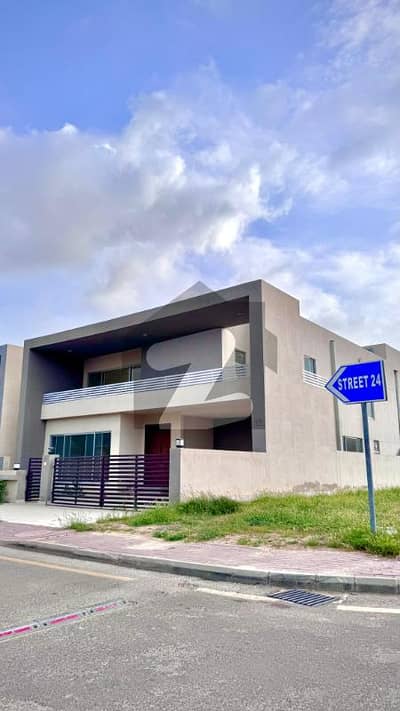 5 Bed DDL 500 sq Yd general Villa FOR SALE IN PRECINCT 51 (paradise villa). All Amenities Nearby Including Parks, Mosques And Gallery