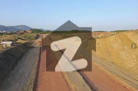 سی ۔ 14 اسلام آباد میں 1 کنال رہائشی پلاٹ 6.45 کروڑ میں برائے فروخت۔