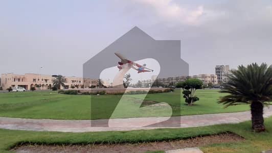 بحریہ آرچرڈ لاہور میں 5 کمروں کا 10 مرلہ مکان 2.25 کروڑ میں برائے فروخت۔