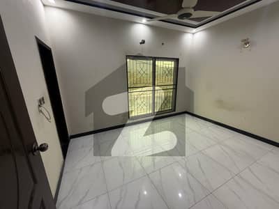 سینٹرل پارک ۔ بلاک بی سینٹرل پارک ہاؤسنگ سکیم,لاہور میں 3 کمروں کا 3 مرلہ مکان 54.0 ہزار میں کرایہ پر دستیاب ہے۔