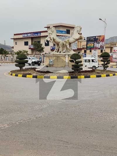 ایم پی سی ایچ ایس - بلاک سی ایم پی سی ایچ ایس ۔ ملٹی گارڈنز,بی ۔ 17,اسلام آباد میں 10 مرلہ رہائشی پلاٹ 1.4 کروڑ میں برائے فروخت۔