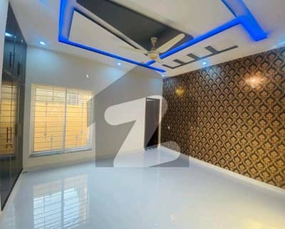 House For Grabs In 15 Marla Abdalians Cooperative Housing Society