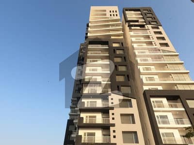 A 15000 Square Feet Office Located In Clifton - Block 9 Is Available For Rent