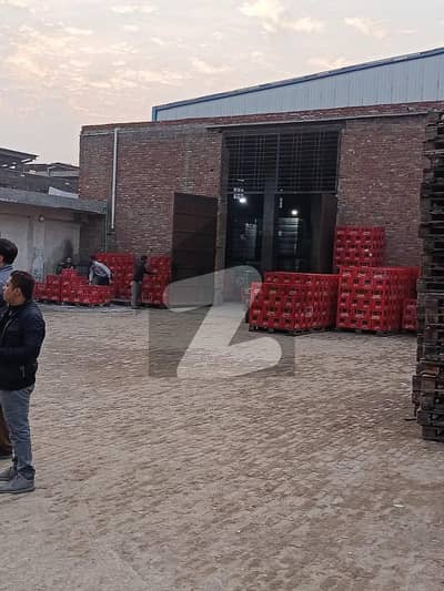 قائداعظم انڈسٹریل اسٹیٹ لاہور میں 5 کمروں کا 3 کنال فیکٹری 11.2 لاکھ میں کرایہ پر دستیاب ہے۔