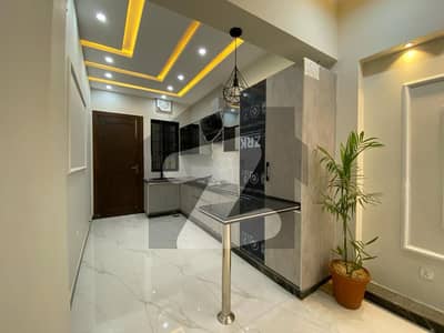 بحریہ ٹاؤن فیز 8 ۔ ابو بکر بلاک بحریہ ٹاؤن فیز 8 ۔ سفاری ویلی,بحریہ ٹاؤن فیز 8,بحریہ ٹاؤن راولپنڈی,راولپنڈی میں 5 کمروں کا 7 مرلہ مکان 2.98 کروڑ میں برائے فروخت۔