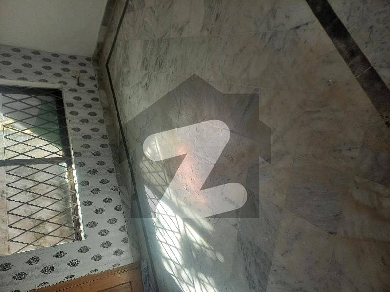 جی ۔ 9 اسلام آباد میں 2 کمروں کا 10 مرلہ زیریں پورشن 90.0 ہزار میں کرایہ پر دستیاب ہے۔ جی ۔ 9 اسلام آباد میں 2 کمروں کا 10 مرلہ زیریں پورشن 90.0 ہزار میں کرایہ پر دستیاب ہے۔