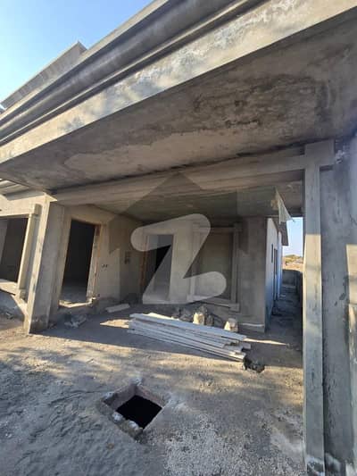 Bahria Enclave Islamabad 10 Marla Grey Structure House Available For Sale Front Back Open With Green Patch