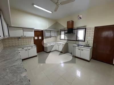 ای ۔ 7 اسلام آباد میں 6 کمروں کا 1 کنال مکان 11.0 لاکھ میں کرایہ پر دستیاب ہے۔