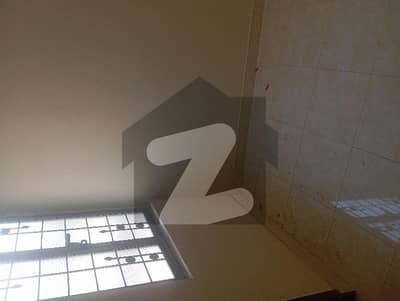 علامہ اقبال ٹاؤن ۔ زینت بلاک علامہ اقبال ٹاؤن,لاہور میں 2 کمروں کا 1 مرلہ مکان 35.0 ہزار میں کرایہ پر دستیاب ہے۔