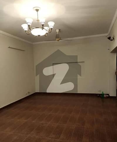 10 Marla 4 Bedrooms House For Sale