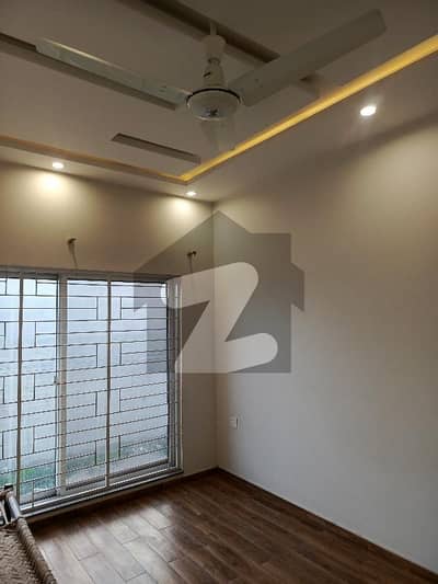 11-Marla,S Upper Portion For Rent