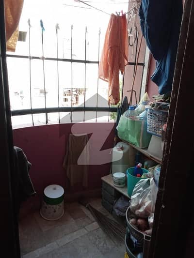 2 room with bathroom