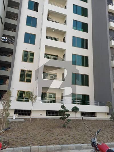 عسکری 10 - سیکٹر ایس عسکری 10,عسکری,لاہور میں 4 کمروں کا 12 مرلہ فلیٹ 4.65 کروڑ میں برائے فروخت۔