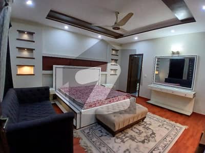 1 Kanal Upper Portion Fully Furnished Lower Lock Jacuzzi Bath In Dha Phase 5 Hot Location Near Wateen Chowk Ideal Job Holder Male/Female