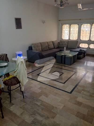 نارتھ ناظم آباد ۔ بلاک آئی نارتھ ناظم آباد,کراچی میں 9 کمروں کا 16 مرلہ مکان 7.3 کروڑ میں برائے فروخت۔