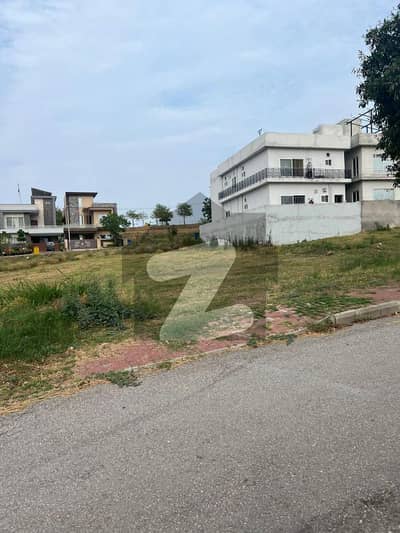 14 Marla Plot available for sale in DHA 3 Sector B