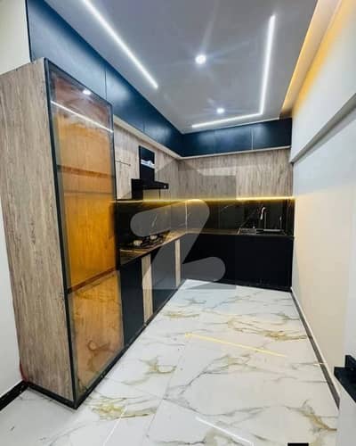 ڈی ایچ اے فیز 5 ڈی ایچ اے ڈیفینس,کراچی میں 2 کمروں کا 5 مرلہ فلیٹ 1.7 کروڑ میں برائے فروخت۔