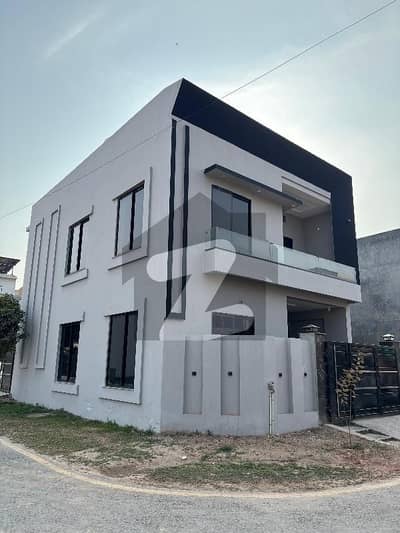 پارک ویو سٹی لاہور میں 4 کمروں کا 5 مرلہ مکان 90.0 ہزار میں کرایہ پر دستیاب ہے۔