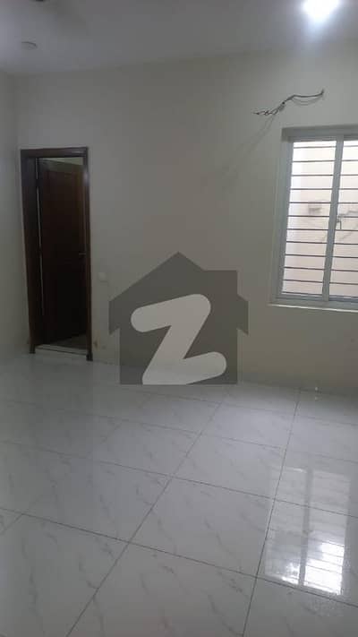 Prime Location 1100 Square Yards House Available For Sale In Karsaz, Karachi