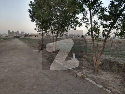 240 YRDS BEST LOCATION PLOT FOR SALE 240 YRDS BEST LOCATION PLOT FOR SALE