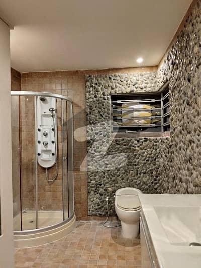 ڈی ایچ اے ڈیفینس فیز 1 ڈی ایچ اے ڈیفینس,اسلام آباد میں 6 کمروں کا 1 کنال مکان 7.5 کروڑ میں برائے فروخت۔