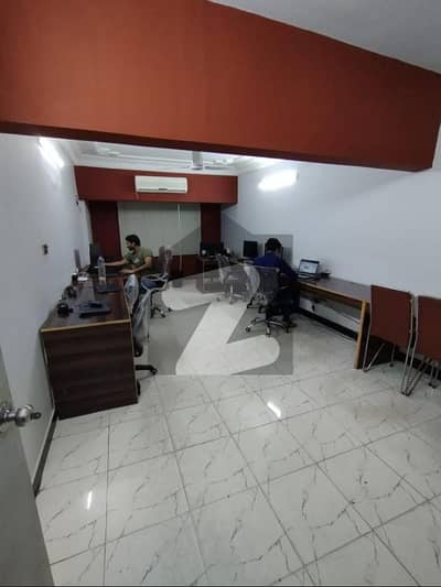 گلشنِ اقبال - بلاک 13 اے گلشنِ اقبال,گلشنِ اقبال ٹاؤن,کراچی میں 2 مرلہ دفتر 40.0 ہزار میں کرایہ پر دستیاب ہے۔