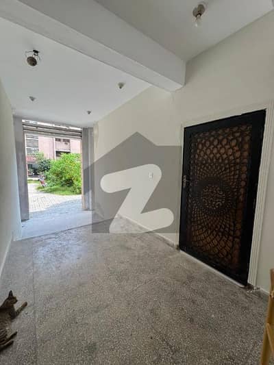 Flat Available for sale in G11/4