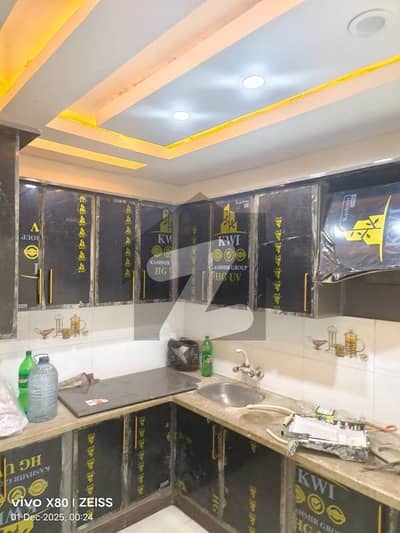 *"Available For Rent"**(Suleman Terrace)* 3Bed Drawing Dinning 2nd Floor Maintain Flat VIP Location Block 13-D Gulshan e Iqbal karachi Demand 70k *Code(15854)*