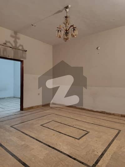 80 Square Yard Single Storey House For sale